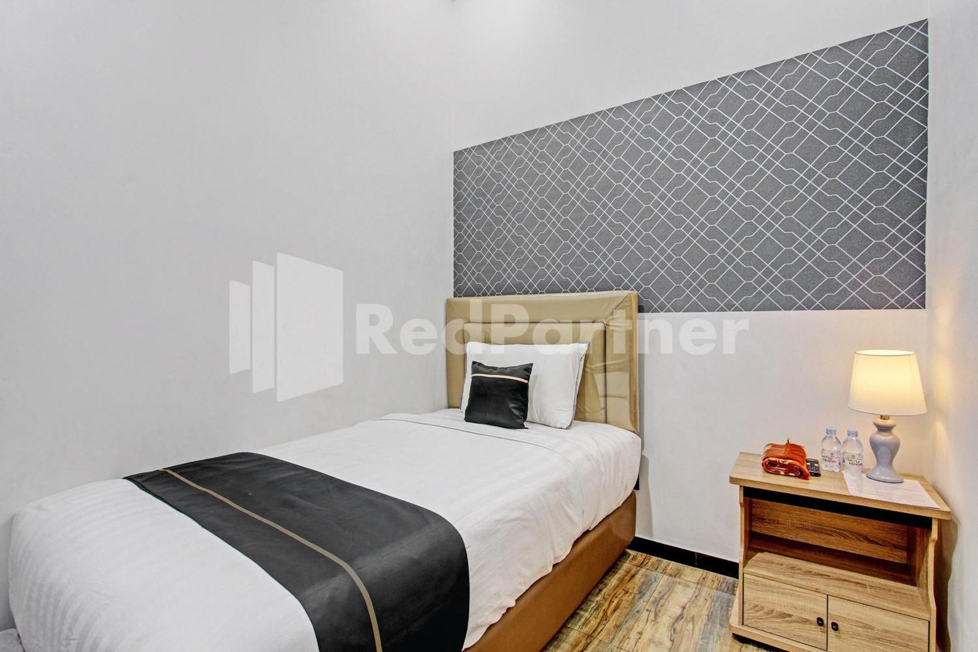 Hotel House N Coffee 55 Temanggung Redpartner Exterior foto