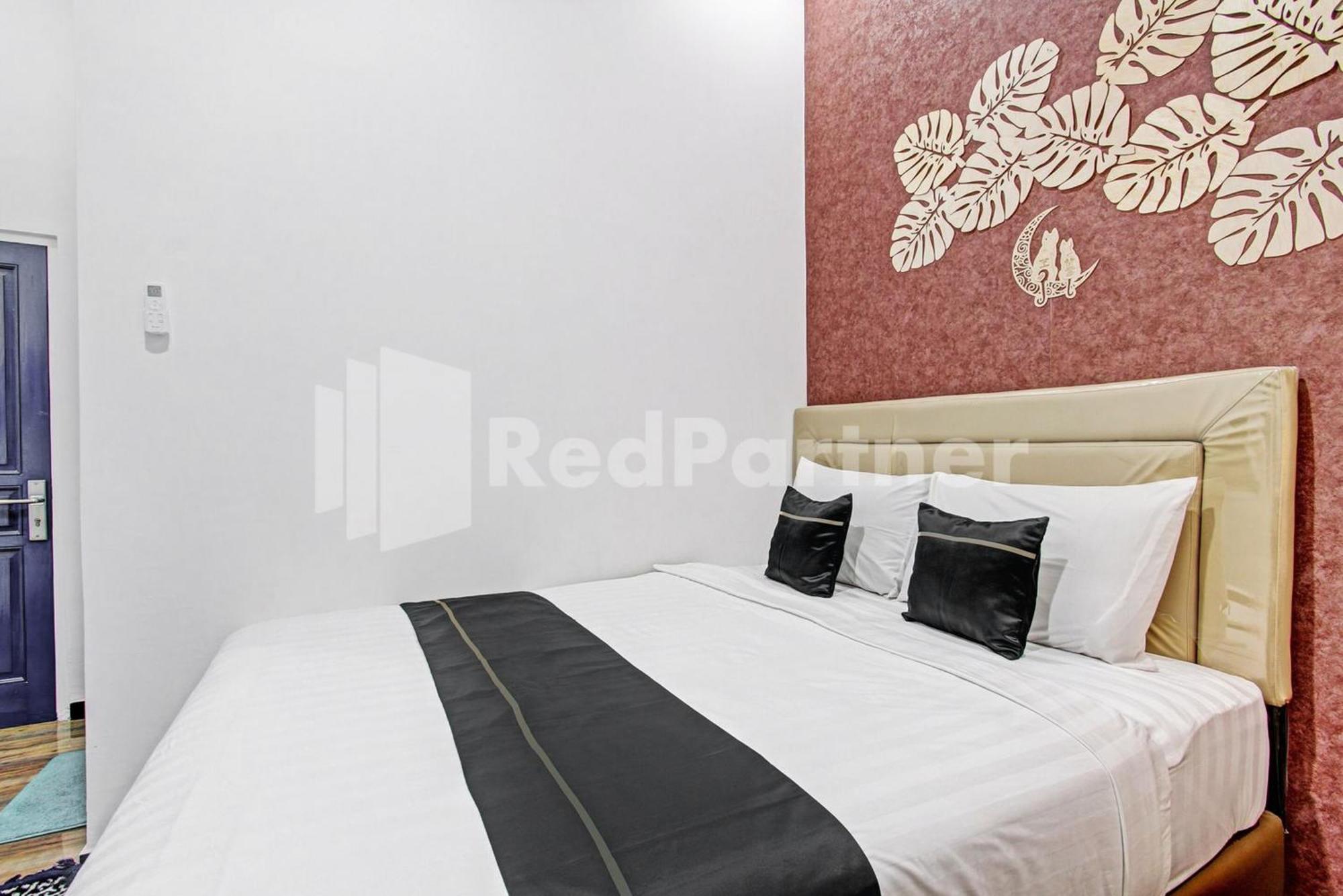 Hotel House N Coffee 55 Temanggung Redpartner Exterior foto