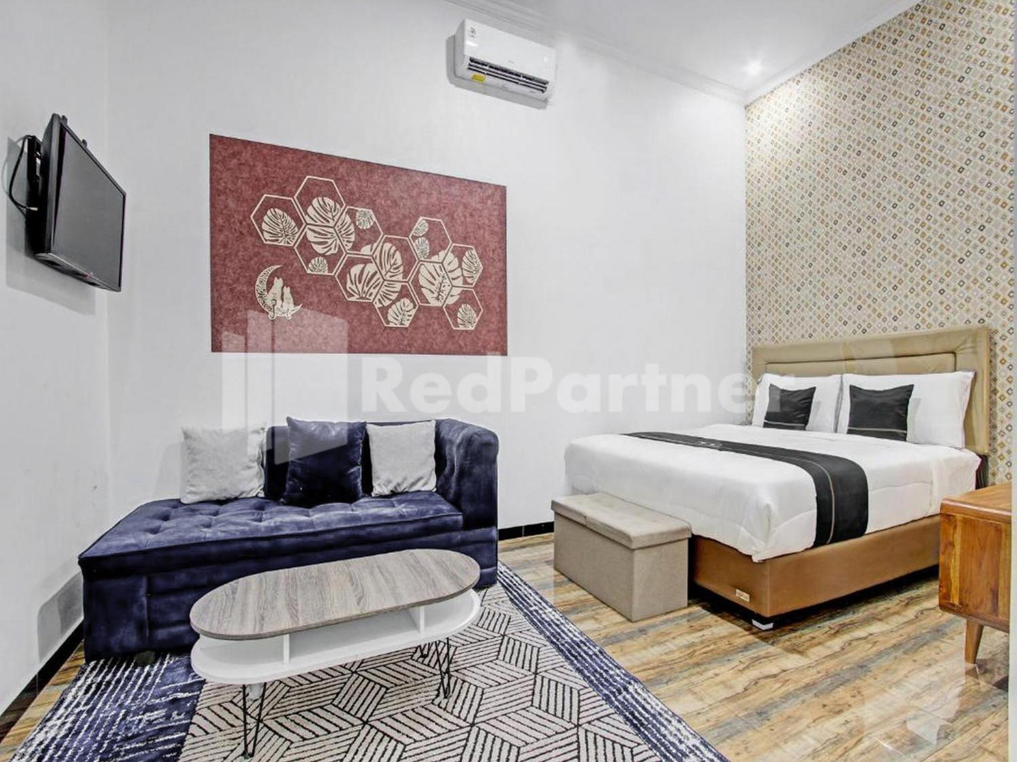 Hotel House N Coffee 55 Temanggung Redpartner Exterior foto